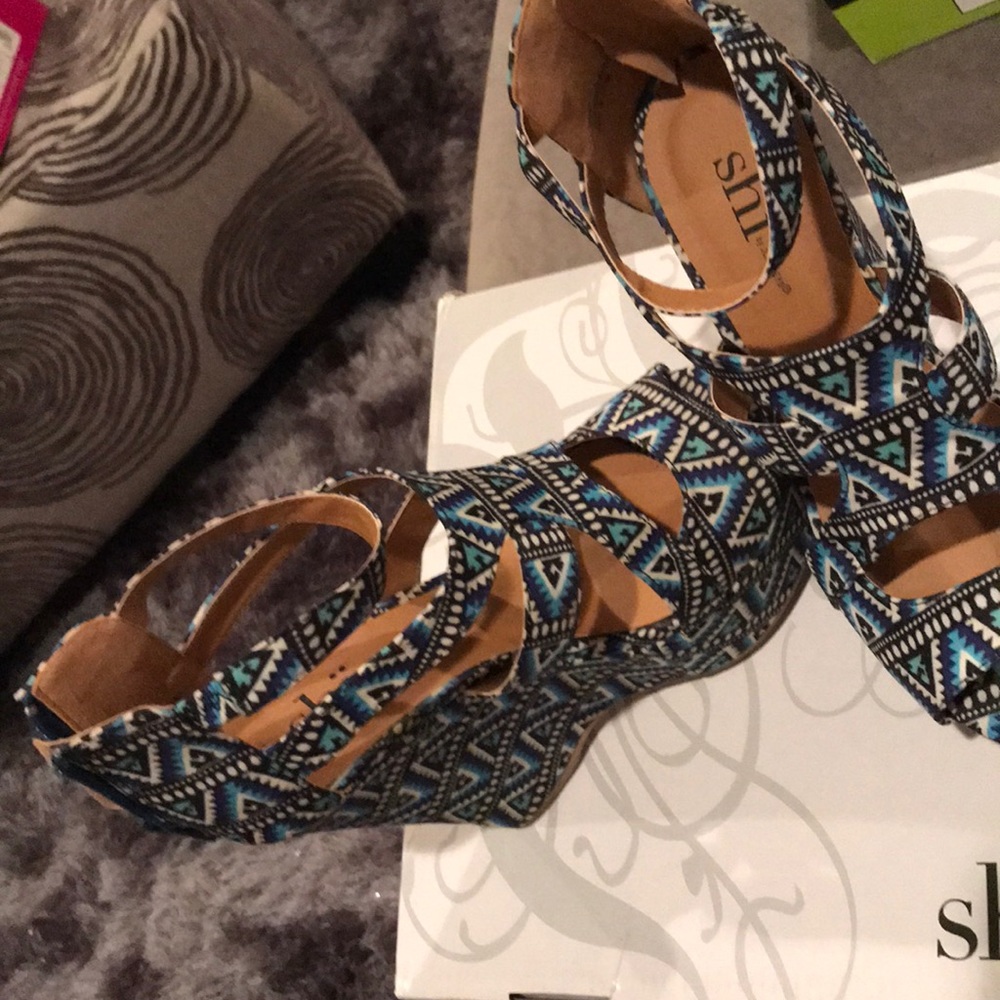 Wedges heels size 7